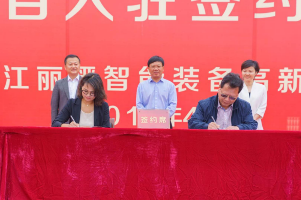 室內(nèi)設(shè)計(jì)公司網(wǎng)站模板,室內(nèi)設(shè)計(jì)公司網(wǎng)頁(yè)模板,響應(yīng)式模板,網(wǎng)站制作,網(wǎng)站建站 室內(nèi)設(shè)計(jì)公司網(wǎng)站模板,室內(nèi)設(shè)計(jì)公司網(wǎng)頁(yè)模板,響應(yīng)式模板,網(wǎng)站制作,網(wǎng)站建站