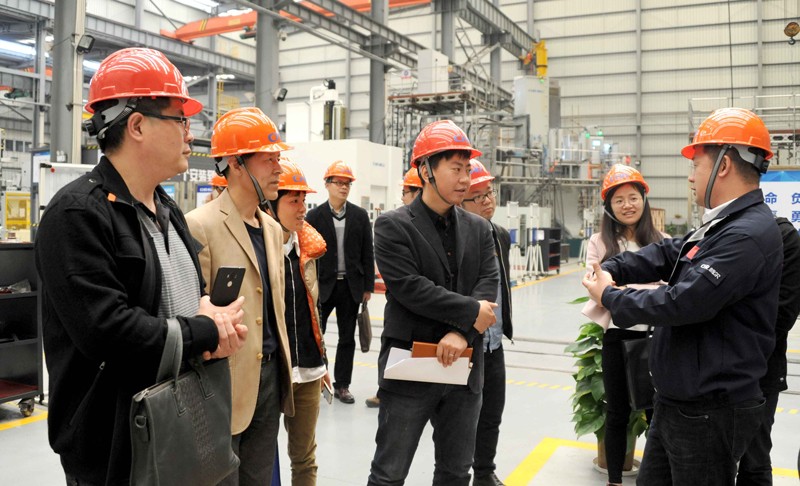 高端拉床,專用機床,內(nèi)拉床,外拉床,數(shù)控機床,自動化生產(chǎn)線,工業(yè)機器人,拉床,拉刀,自動化 高端拉床,專用機床,內(nèi)拉床,外拉床,數(shù)控機床,自動化生產(chǎn)線,工業(yè)機器人,拉床,拉刀,自動化