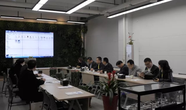 高端拉床,專用機(jī)床,內(nèi)拉床,外拉床,數(shù)控機(jī)床,自動(dòng)化生產(chǎn)線,工業(yè)機(jī)器人,拉床,拉刀,自動(dòng)化 高端拉床,專用機(jī)床,內(nèi)拉床,外拉床,數(shù)控機(jī)床,自動(dòng)化生產(chǎn)線,工業(yè)機(jī)器人,拉床,拉刀,自動(dòng)化