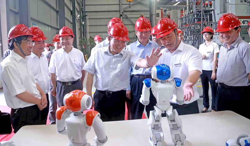 高端拉床,專用機(jī)床,內(nèi)拉床,外拉床,數(shù)控機(jī)床,自動化生產(chǎn)線,工業(yè)機(jī)器人,拉床,拉刀,自動化 高端拉床,專用機(jī)床,內(nèi)拉床,外拉床,數(shù)控機(jī)床,自動化生產(chǎn)線,工業(yè)機(jī)器人,拉床,拉刀,自動化