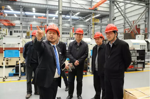 高端拉床,專用機床,內(nèi)拉床,外拉床,數(shù)控機床,自動化生產(chǎn)線,工業(yè)機器人,拉床,拉刀,自動化 高端拉床,專用機床,內(nèi)拉床,外拉床,數(shù)控機床,自動化生產(chǎn)線,工業(yè)機器人,拉床,拉刀,自動化