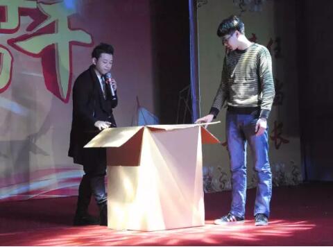 高端拉床,專用機床,內拉床,外拉床,數(shù)控機床,自動化生產(chǎn)線,工業(yè)機器人,拉床,拉刀,自動化 高端拉床,專用機床,內拉床,外拉床,數(shù)控機床,自動化生產(chǎn)線,工業(yè)機器人,拉床,拉刀,自動化