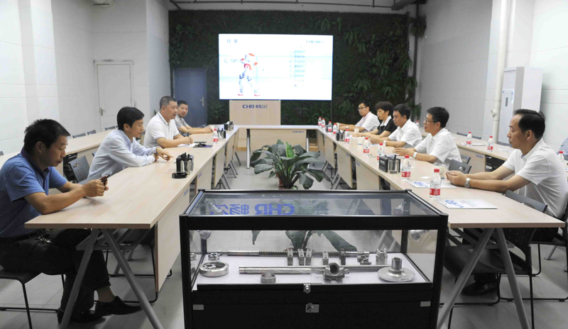 高端拉床,專用機(jī)床,內(nèi)拉床,外拉床,數(shù)控機(jī)床,自動(dòng)化生產(chǎn)線,工業(yè)機(jī)器人,拉床,拉刀,自動(dòng)化 高端拉床,專用機(jī)床,內(nèi)拉床,外拉床,數(shù)控機(jī)床,自動(dòng)化生產(chǎn)線,工業(yè)機(jī)器人,拉床,拉刀,自動(dòng)化