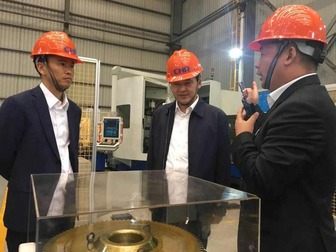 高端拉床,專用機床,內(nèi)拉床,外拉床,數(shù)控機床,自動化生產(chǎn)線,工業(yè)機器人,拉床,拉刀,自動化