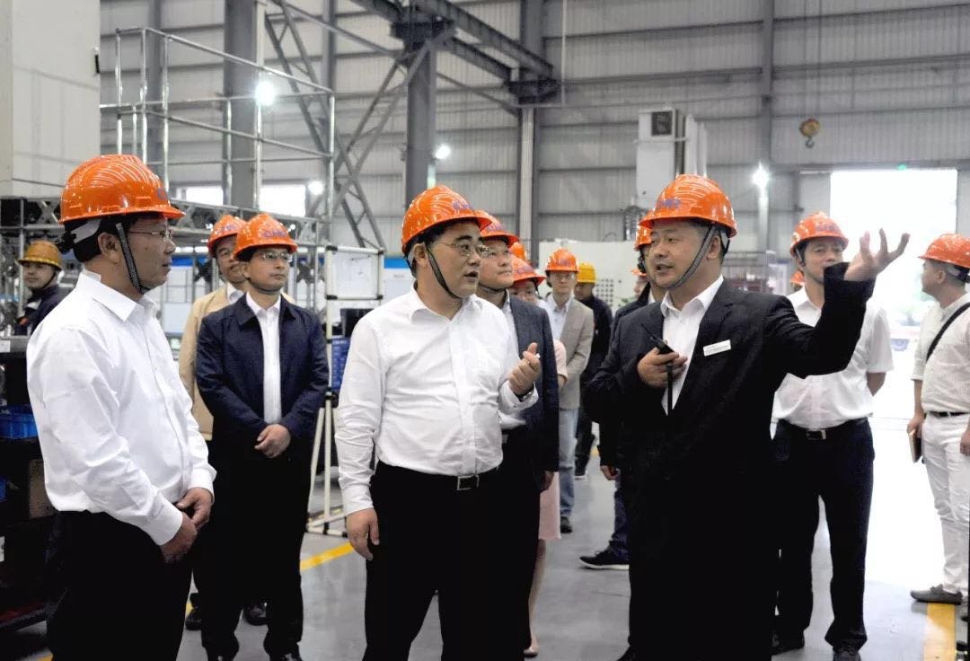 高端拉床,專用機(jī)床,內(nèi)拉床,外拉床,數(shù)控機(jī)床,自動(dòng)化生產(chǎn)線,工業(yè)機(jī)器人,拉床,拉刀,自動(dòng)化