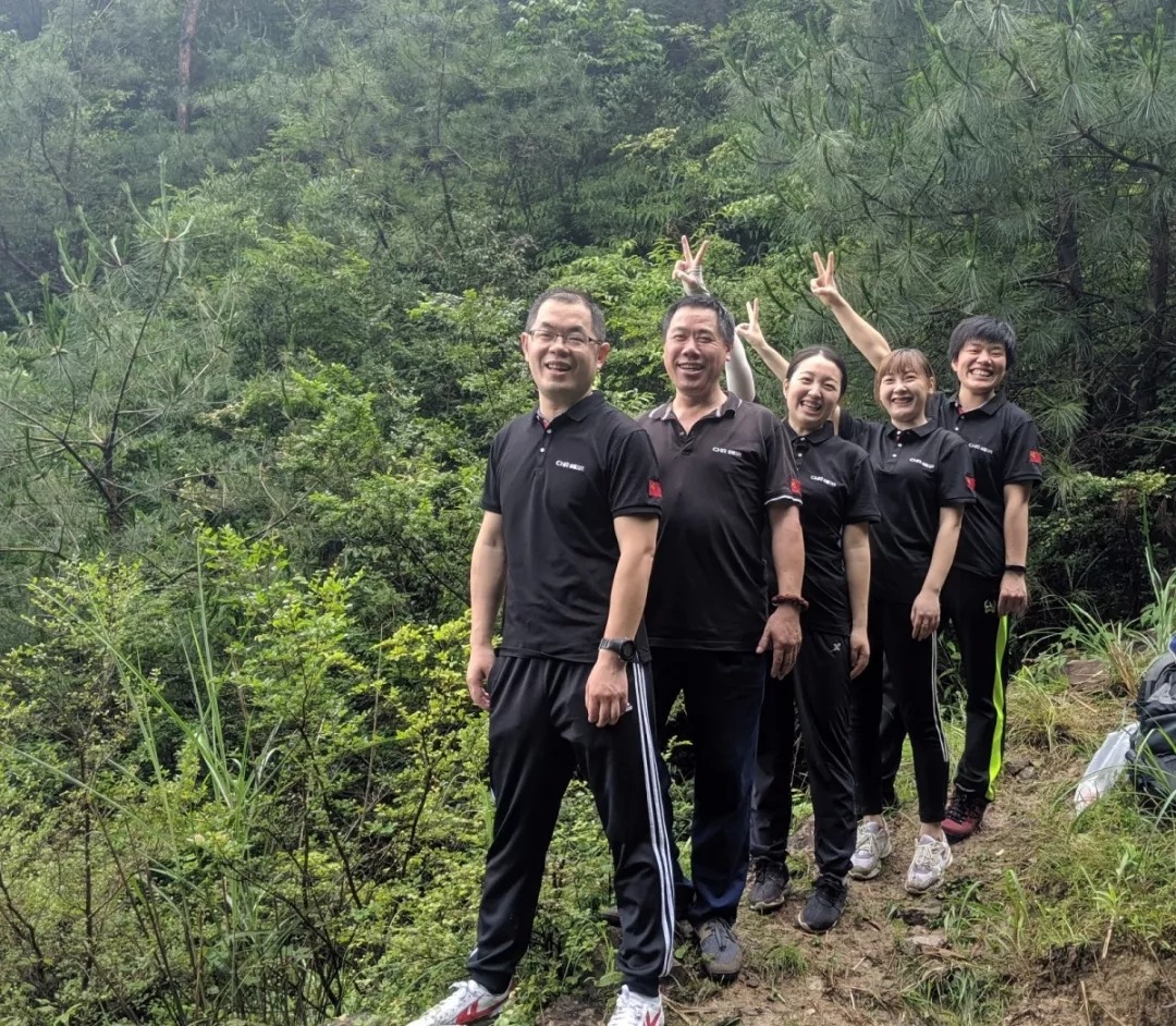 高端拉床,專用機床,內(nèi)拉床,外拉床,數(shù)控機床,自動化生產(chǎn)線,工業(yè)機器人,拉床,拉刀,自動化 高端拉床,專用機床,內(nèi)拉床,外拉床,數(shù)控機床,自動化生產(chǎn)線,工業(yè)機器人,拉床,拉刀,自動化