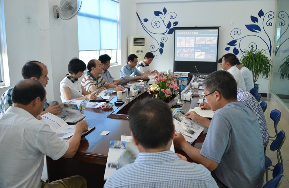 高端拉床,專用機床,內拉床,外拉床,數(shù)控機床,自動化生產線,工業(yè)機器人,拉床,拉刀,自動化