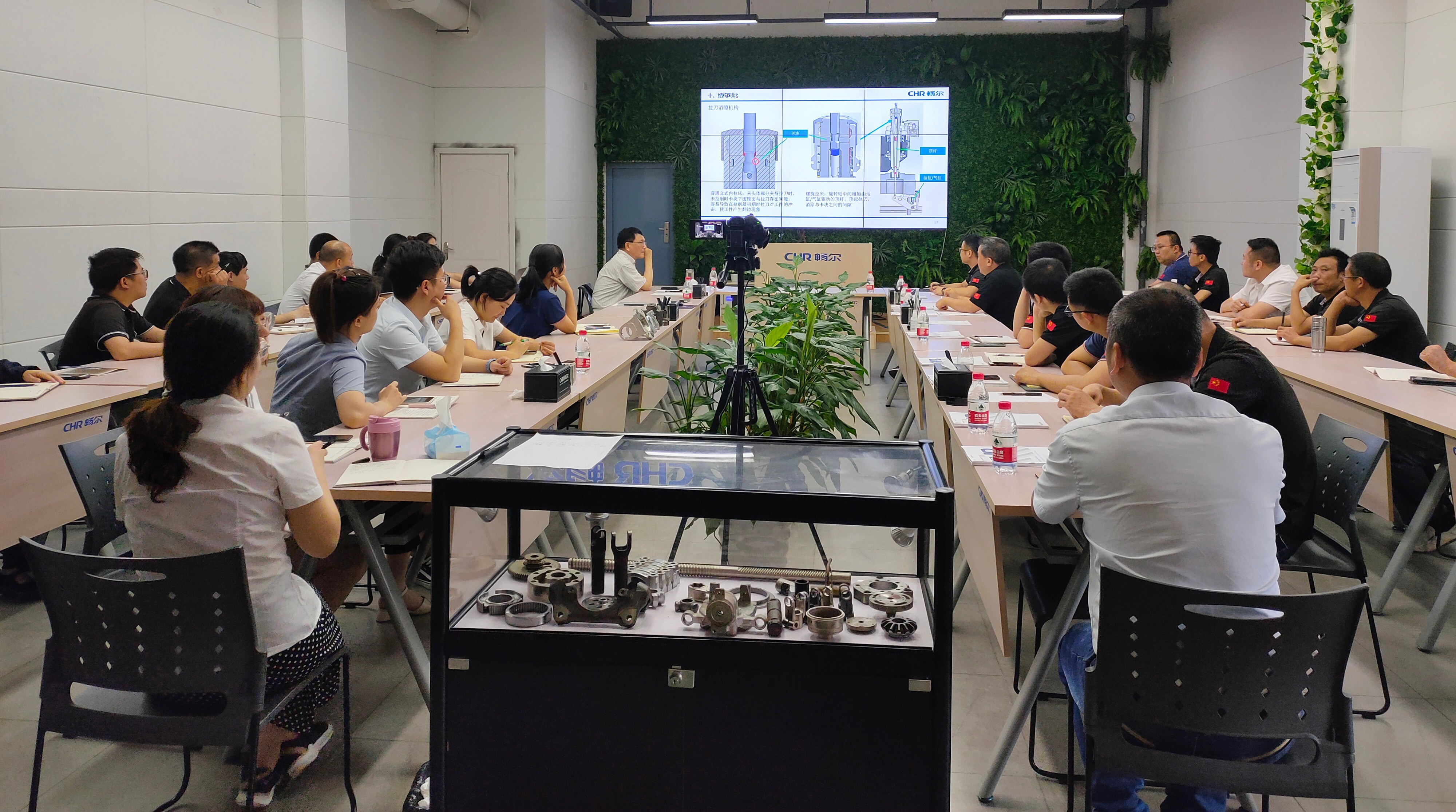 拉床,拉刀,自動化,高端拉床,專用機(jī)床,內(nèi)拉床,外拉床,數(shù)控機(jī)床,自動化生產(chǎn)線,工業(yè)機(jī)器人 拉床,拉刀,自動化,高端拉床,專用機(jī)床,內(nèi)拉床,外拉床,數(shù)控機(jī)床,自動化生產(chǎn)線,工業(yè)機(jī)器人