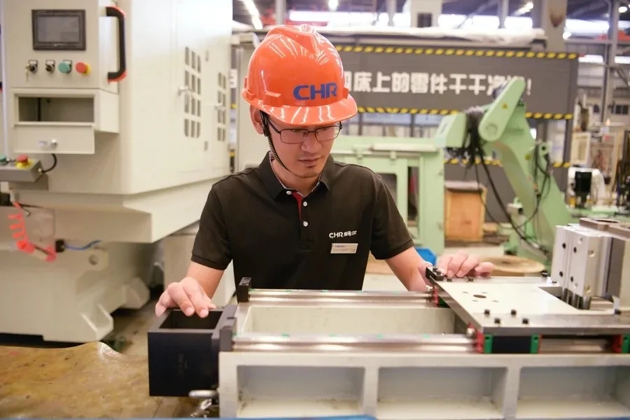 拉床,拉刀,自動化,高端拉床,專用機床,內(nèi)拉床,外拉床,數(shù)控機床,自動化生產(chǎn)線,工業(yè)機器人 拉床,拉刀,自動化,高端拉床,專用機床,內(nèi)拉床,外拉床,數(shù)控機床,自動化生產(chǎn)線,工業(yè)機器人