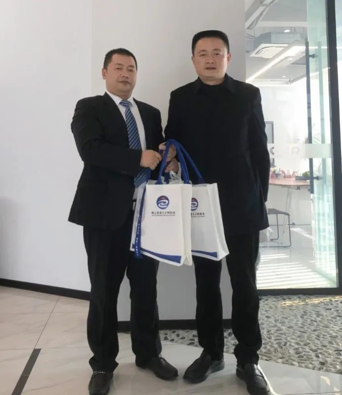 拉床,拉刀,自動化,高端拉床,專用機床,內(nèi)拉床,外拉床,數(shù)控機床,自動化生產(chǎn)線,工業(yè)機器人