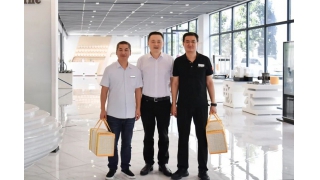 雙節(jié)送暖 | 王益縣長慰問暢爾高層次人才